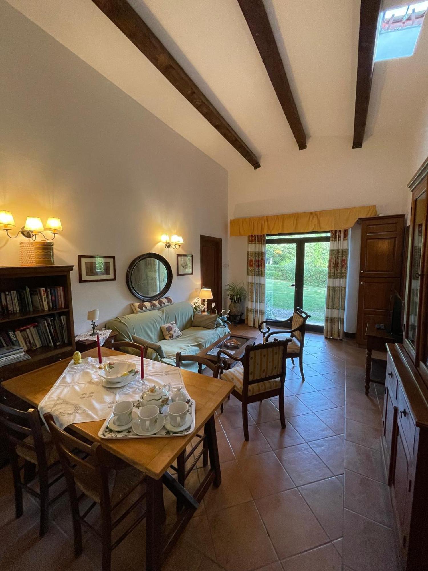 Вилла Castello Santa Cristina Grotte di Castro Экстерьер фото