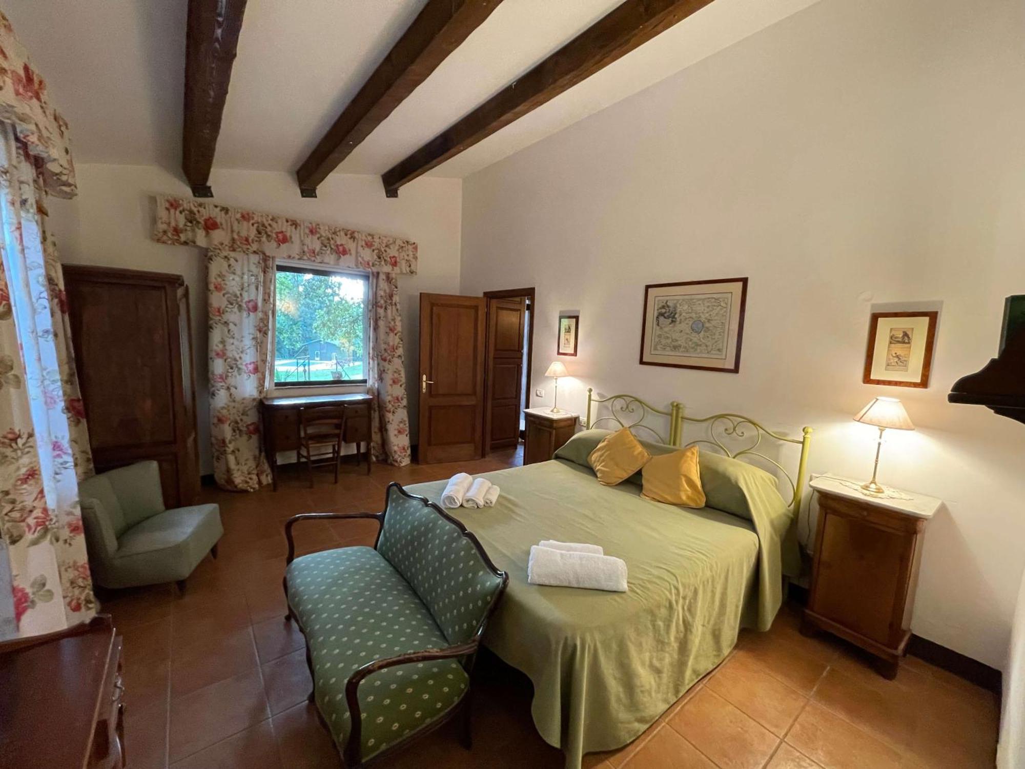 Вилла Castello Santa Cristina Grotte di Castro Экстерьер фото